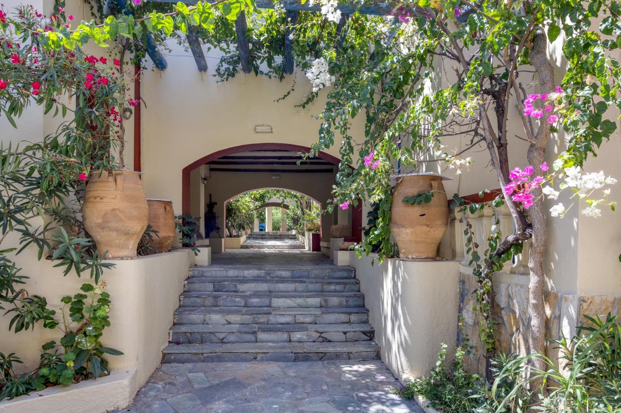 Hotel Palm Bay By Estia Sissi Exterior foto